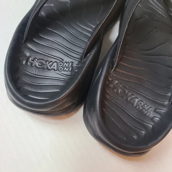 HOKA Women's Black Ora Recovery Flip Flop Sz 6 - Picture 8 of 14